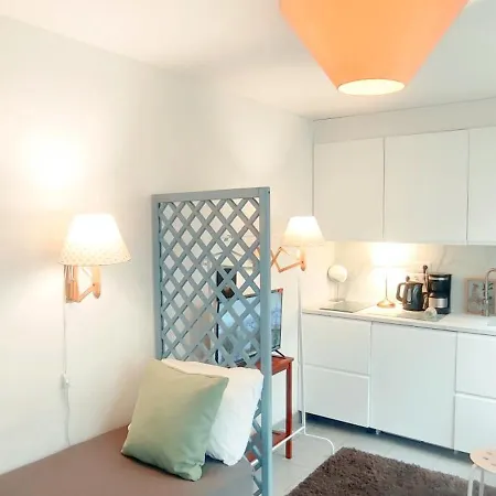 Holiday home Authentic House Entier 1920's House, For Groups, Metro Line 7 Station Pierre Et Marie Curie, Porte D'ivry Paris